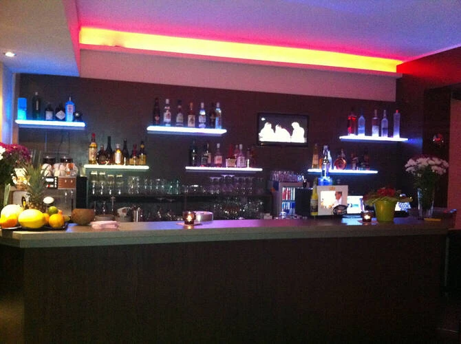 Premium 24V LED Streifen IP65 RGB 30 LED/m 5050 1m – Bild 8