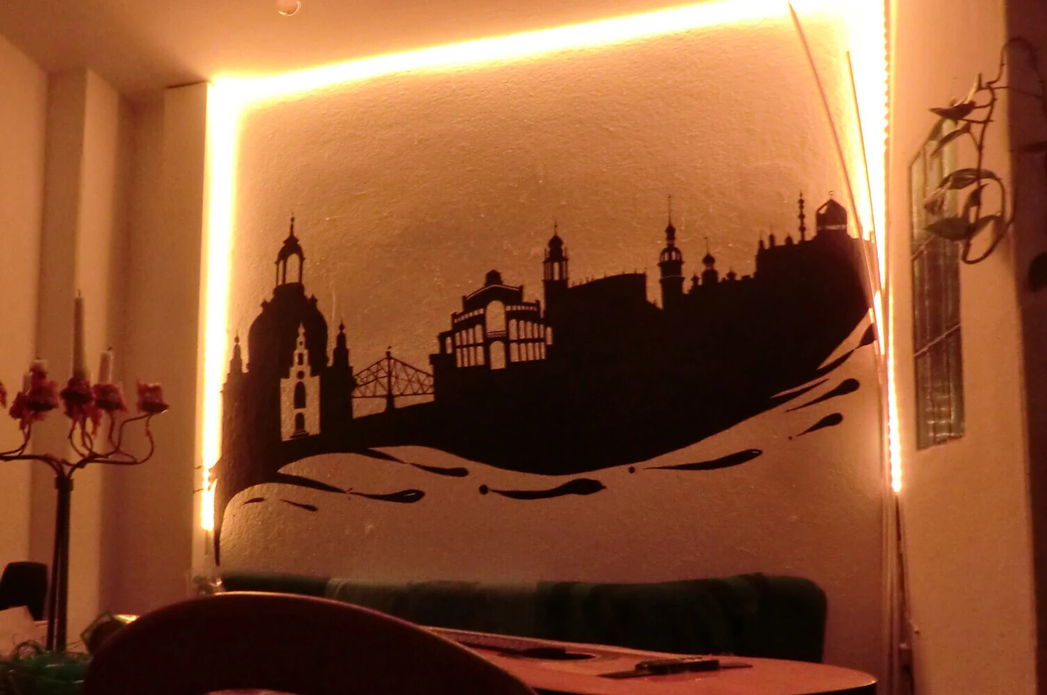 Premium 24V LED Streifen IP65 Warmweiß 60 LED/m 3528 WLAN-SET Magic Home & Netzteil 26m – Bild 8