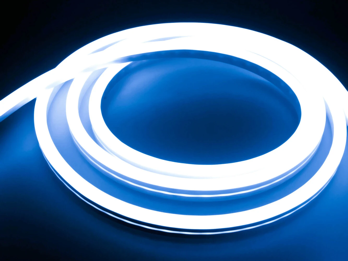 Premium 24V LED NeonFlex Streifen IP68 Kaltweiß SET Netzteil 1m – Bild 2